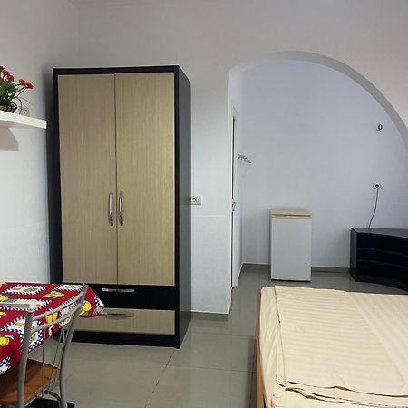Guest House Lionel Durrës Zewnętrze zdjęcie