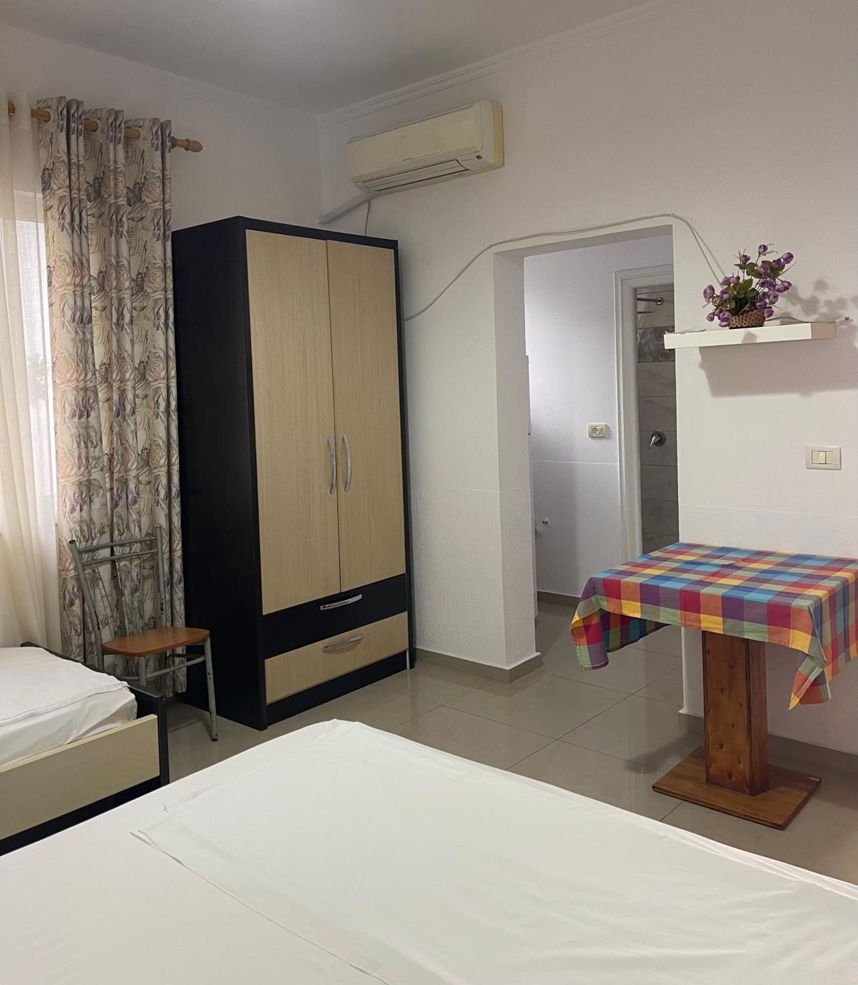 Guest House Lionel Durrës Zewnętrze zdjęcie